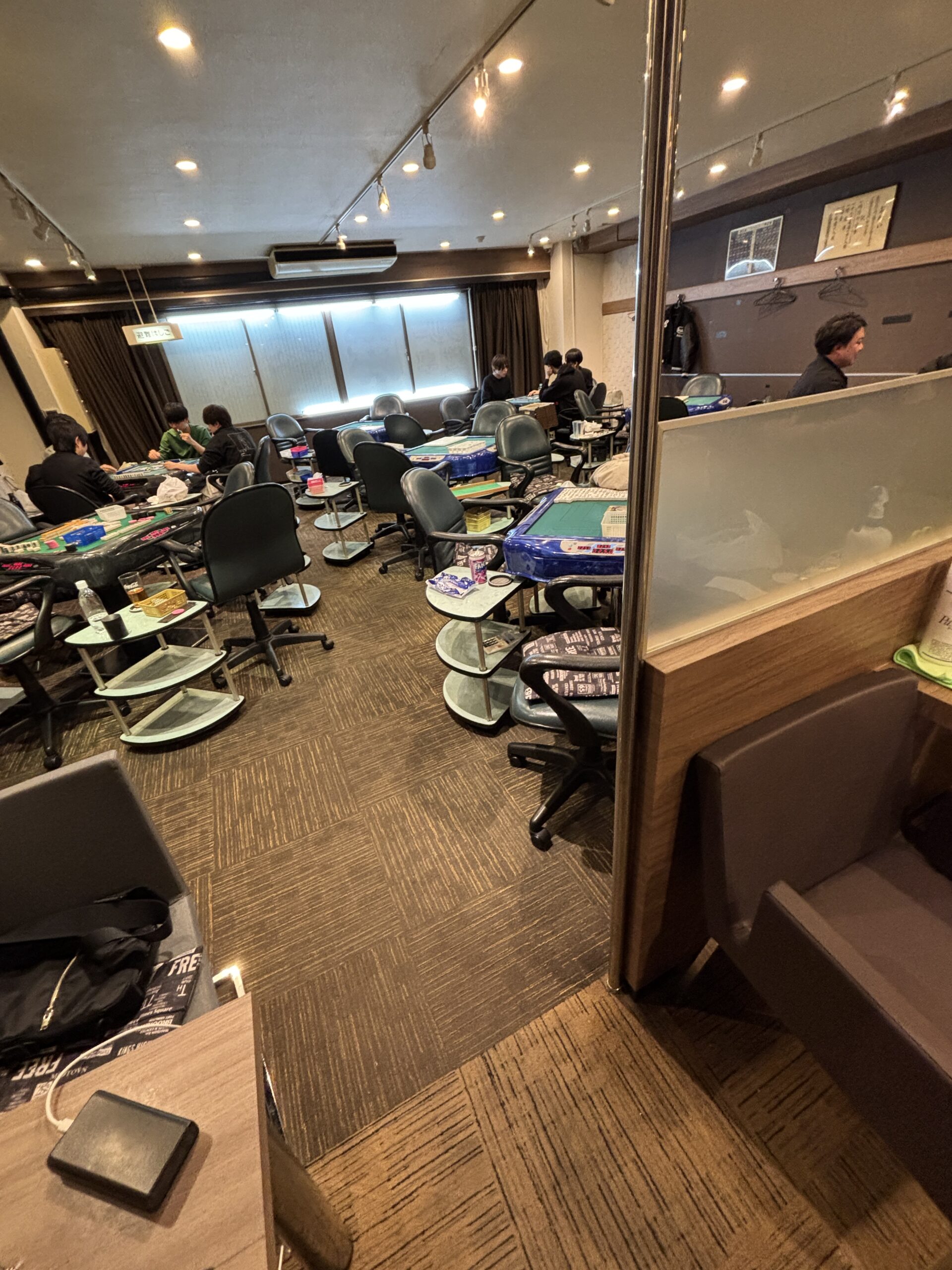 栄・錦三丁目の三麻専門店 麻雀ぽんと。の店内風景